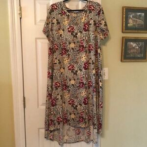 LuLaRoe Floral Leopard and Floral Carly Hi Low dress size 3XL.